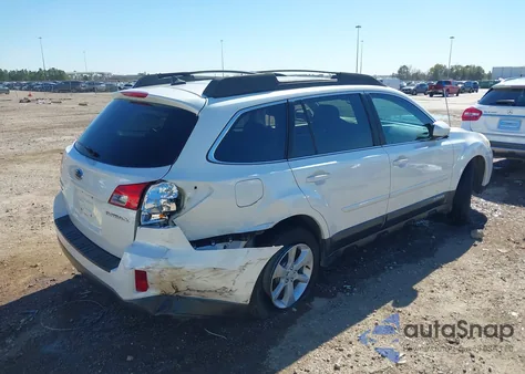 2013 Subaru Outback 2.5I Premium from USA, damaged, VIN 4S4BRCHC0D3230538